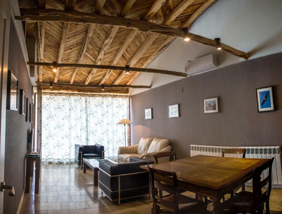 Apartamentos Rurales De La Sexma Del Sabinar Corduente Exteriör bild